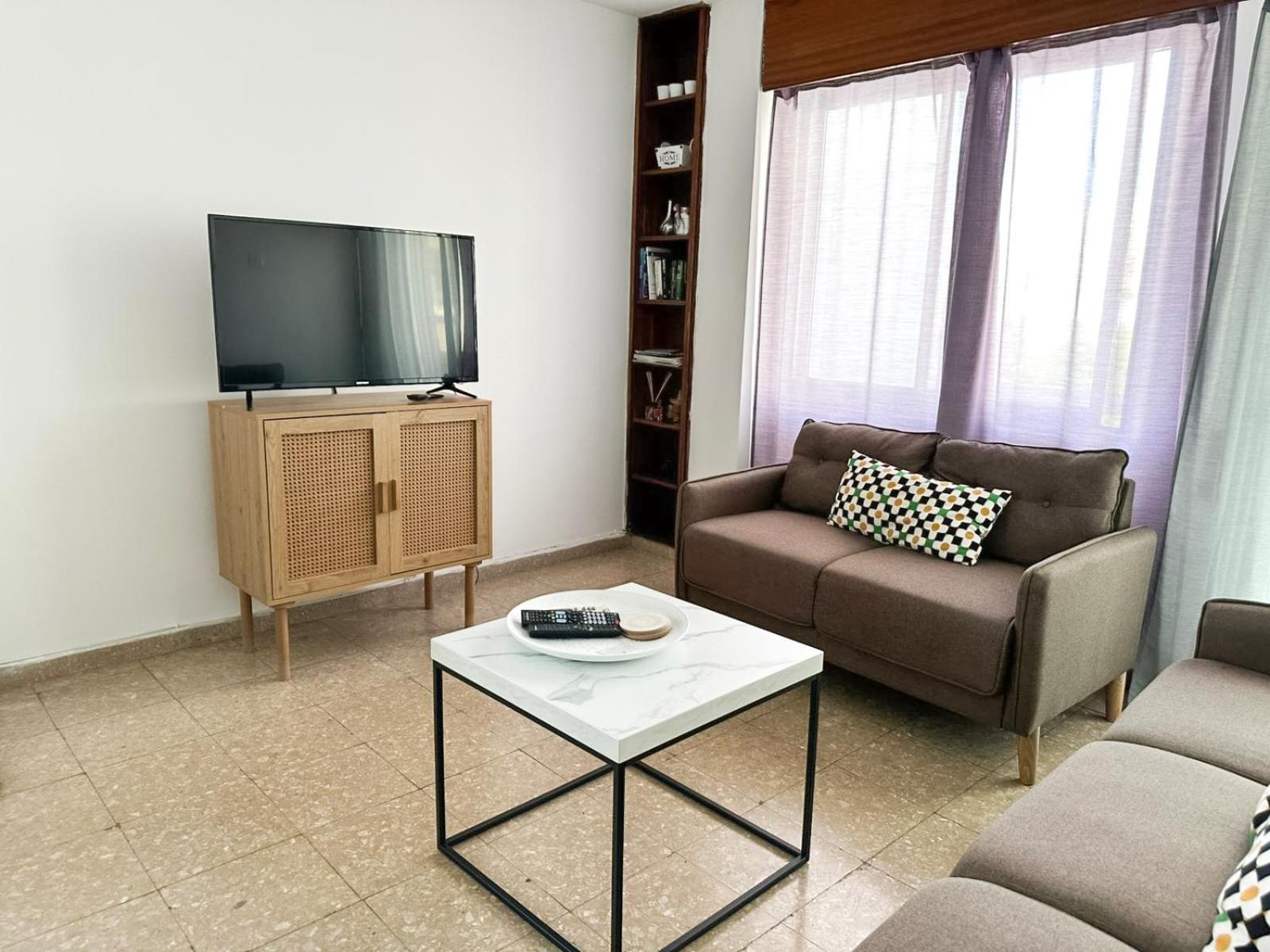 Comfortable Engomi Apartment Никосия Экстерьер фото